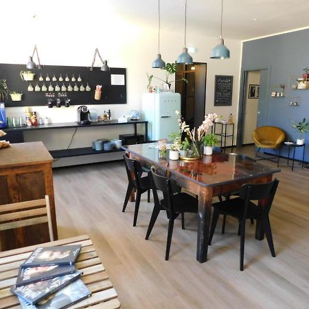 Piumaviola Beds & Apartments Parma Buitenkant foto