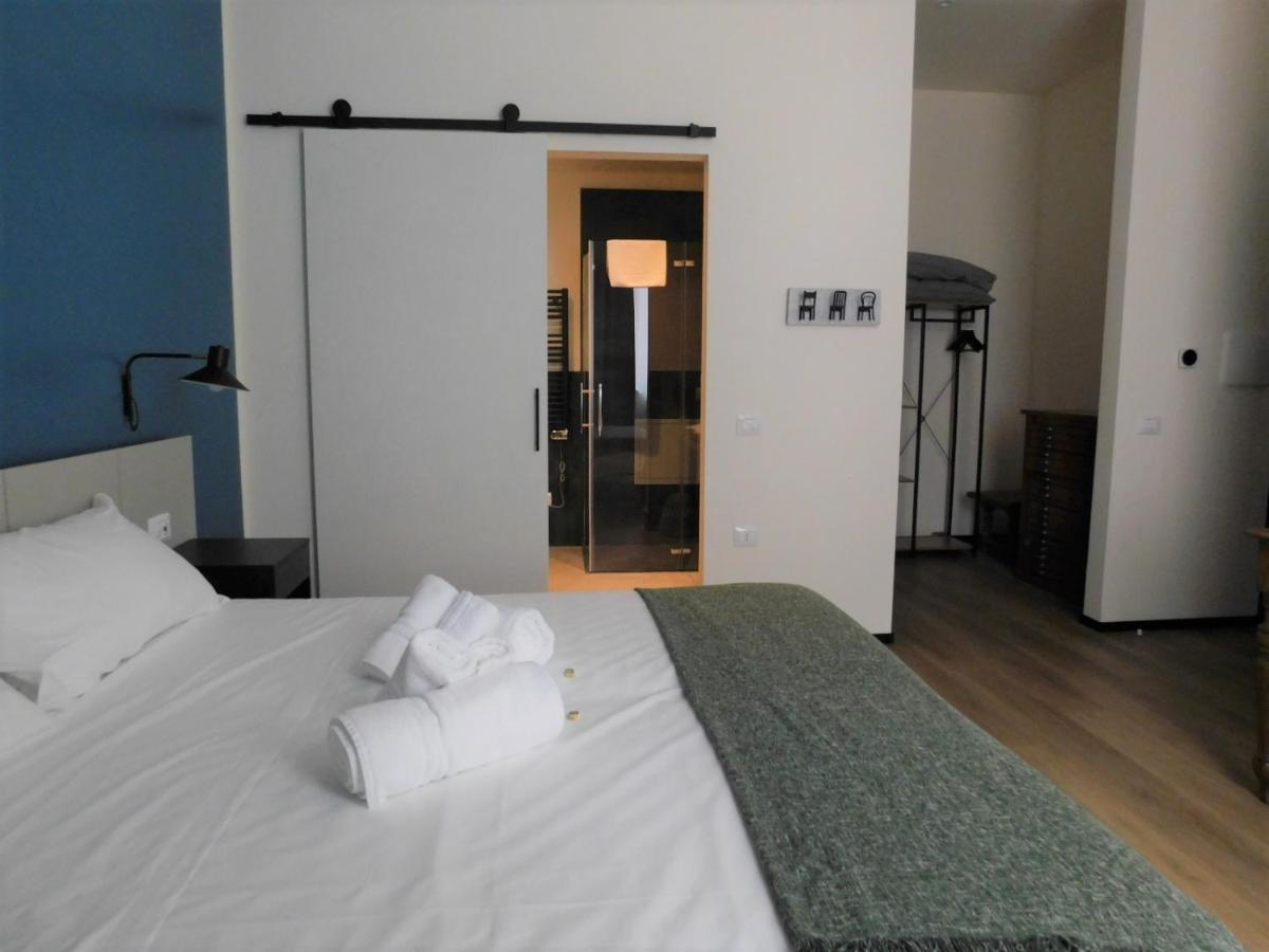 Piumaviola Beds & Apartments Parma Buitenkant foto