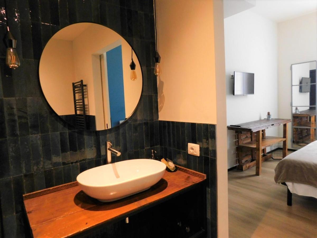 Piumaviola Beds & Apartments Parma Buitenkant foto