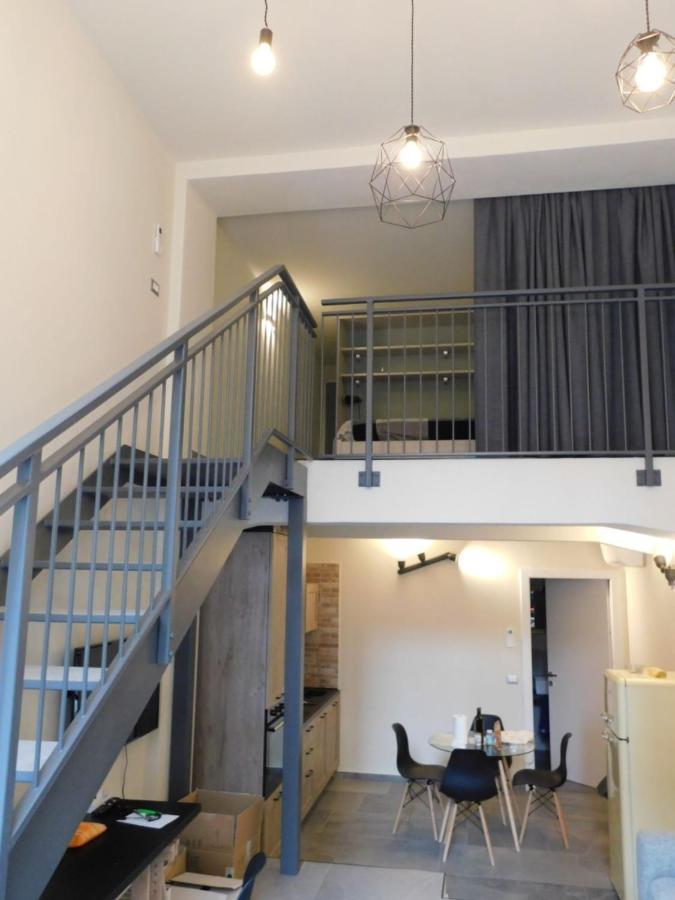 Piumaviola Beds & Apartments Parma Buitenkant foto