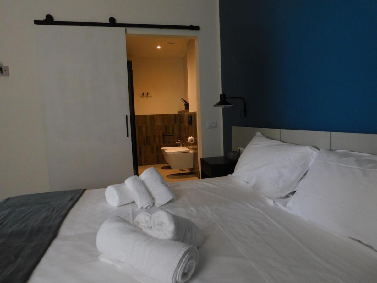 Piumaviola Beds & Apartments Parma Buitenkant foto