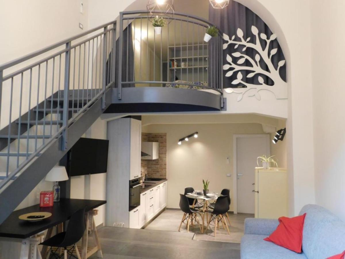 Piumaviola Beds & Apartments Parma Buitenkant foto